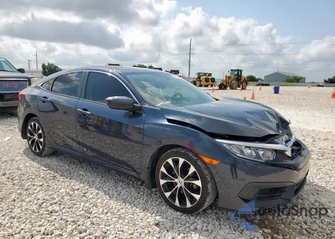 2017 Honda Civic Lx z USA, uszkodzony, nr VIN 19XFC2F51HE037870